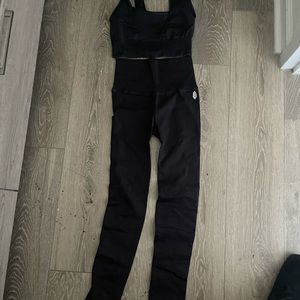 Good Karma Tile Textured Set